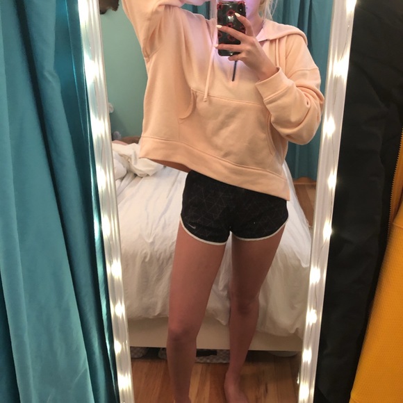 Nike Running Shorts - Picture 2 of 3